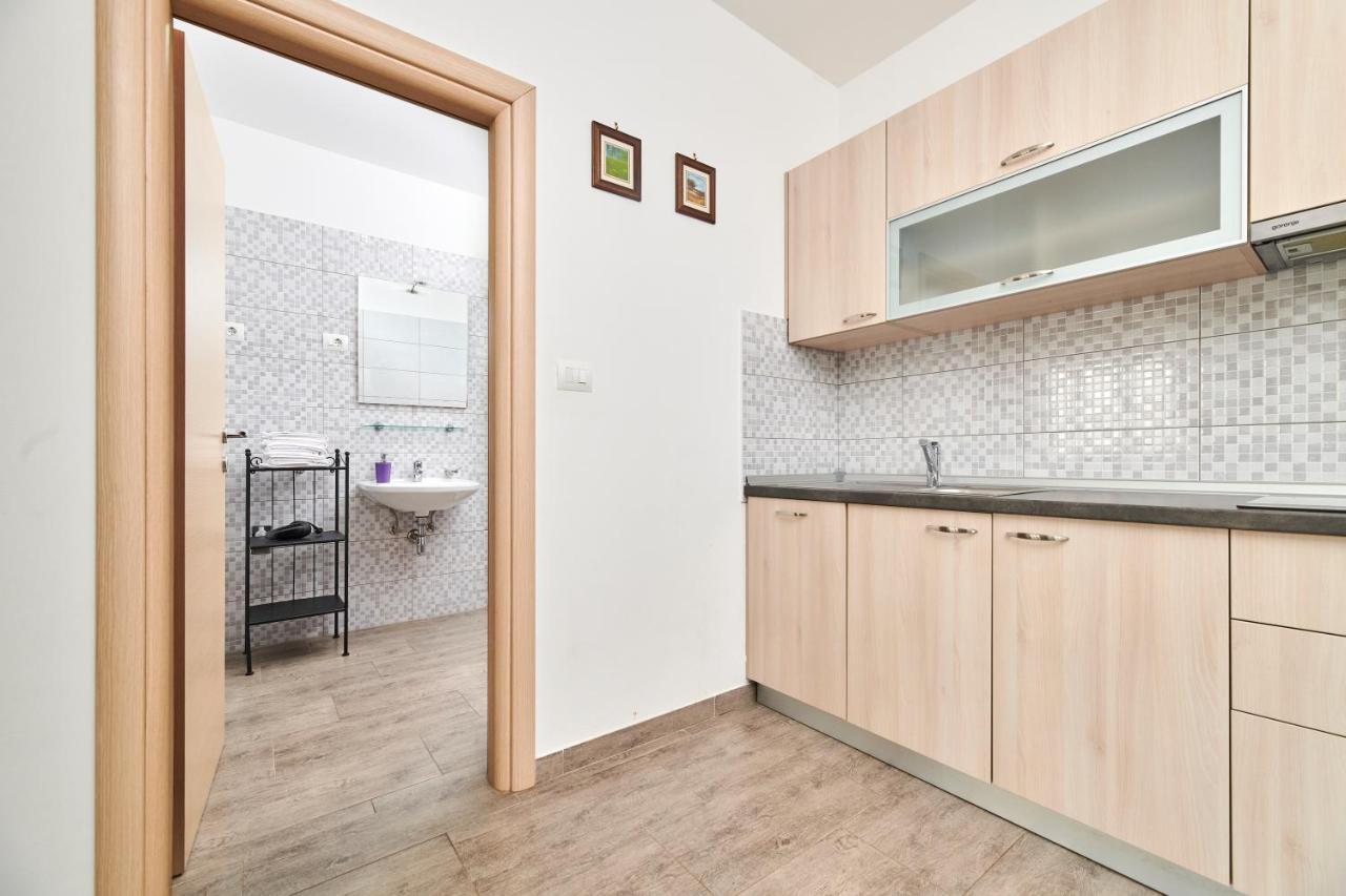 Apartments Ferlin Умаг Екстер'єр фото